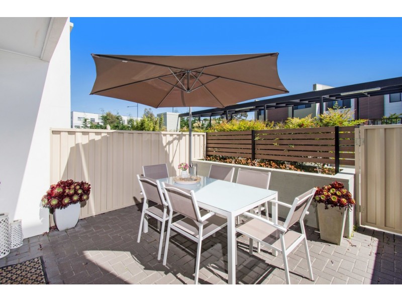 58 Whitrod Avenue, Casey ACT 2913