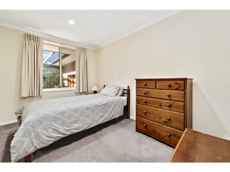19 Henry Street, Cook ACT 2614