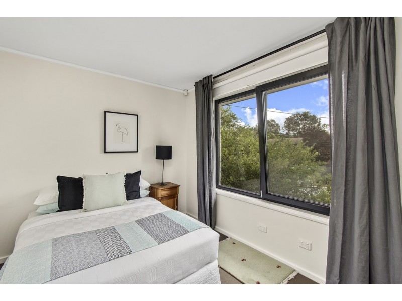 26 Carroll Street, Hughes ACT 2605
