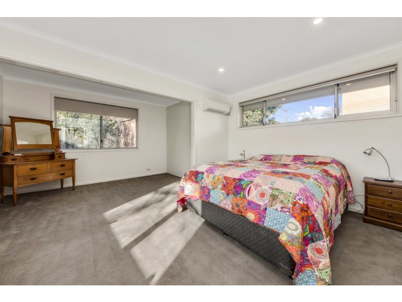 61 Kitchener Street, Hughes ACT 2605