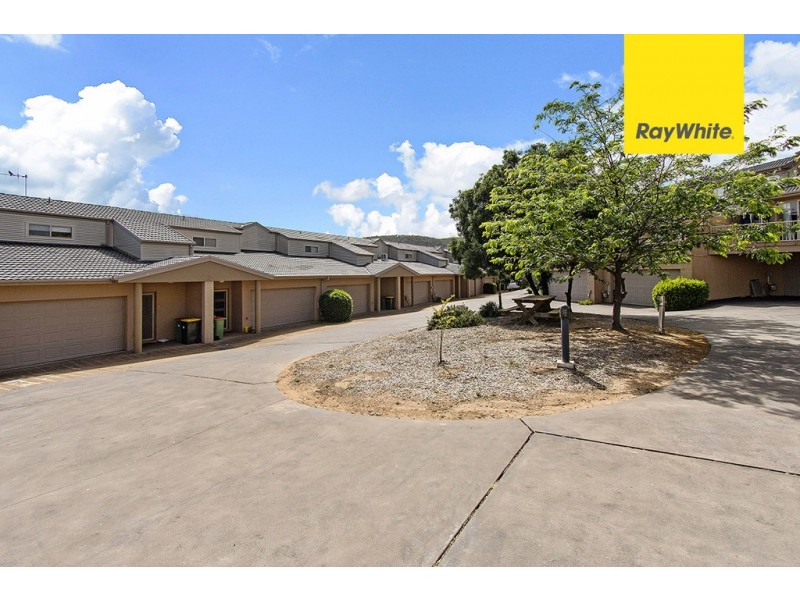 6/6 Doeberl Place, Karabar NSW 2620