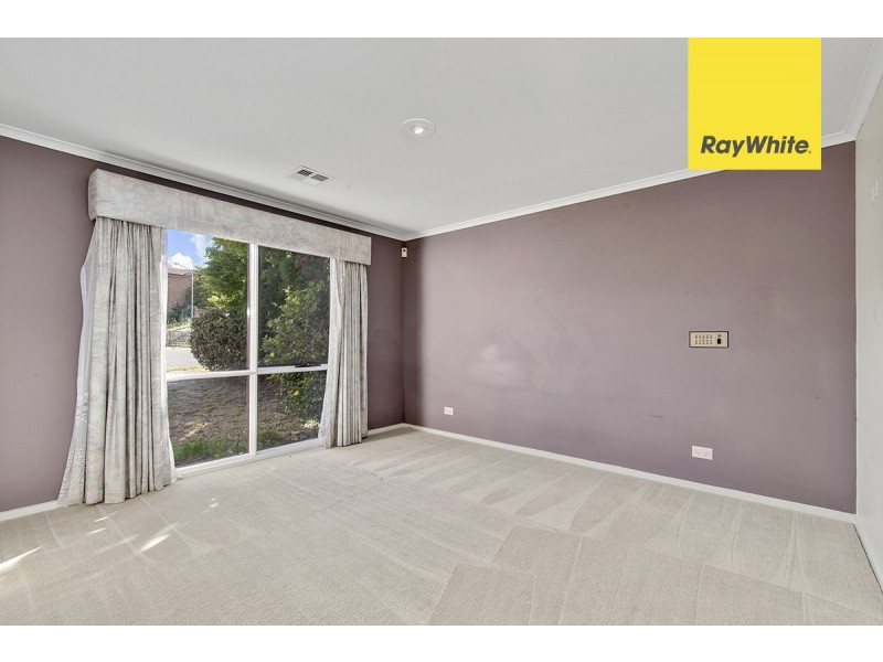 6 Maddison Close, Bruce ACT 2617