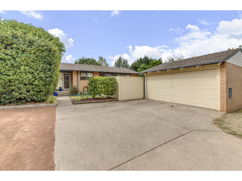 13 Macqueen Place, Charnwood ACT 2615