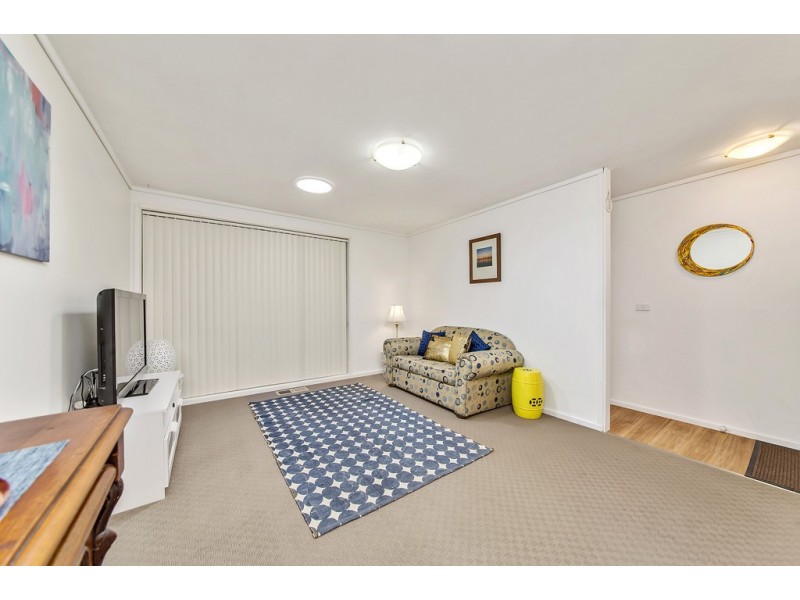 13 Macqueen Place, Charnwood ACT 2615