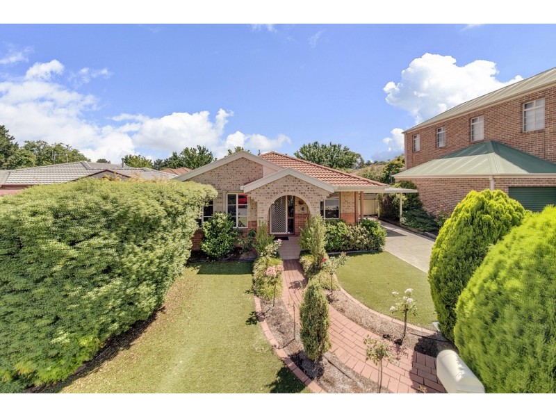 7 Mcilwraith Close, Holt ACT 2615