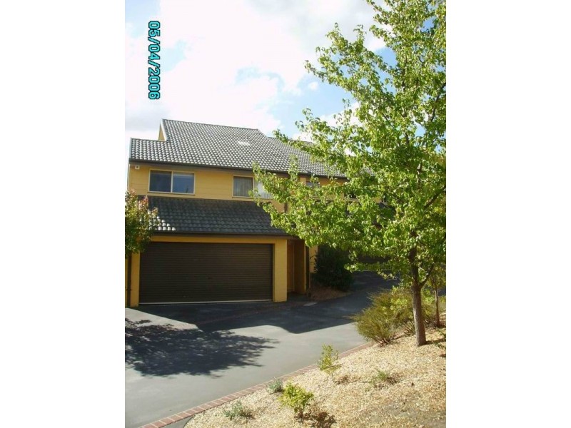 1/4 Tauss Place, Bruce ACT 2617