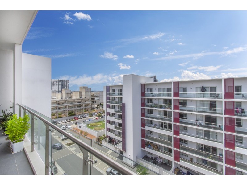 147/64 College Street, Belconnen ACT 2617