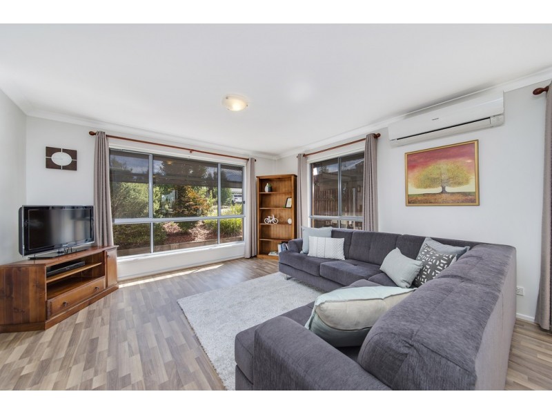 25 Refshauge Crescent, Macgregor ACT 2615