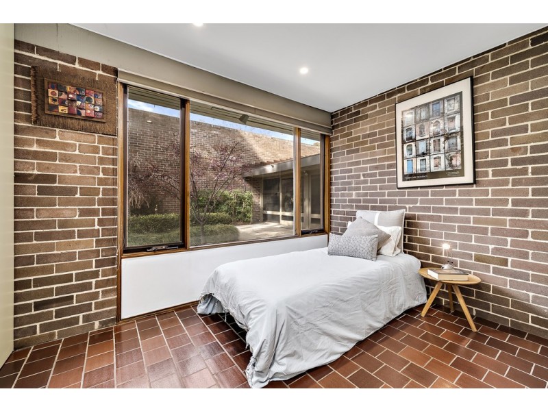 30/83 Crozier Circuit, Kambah ACT 2902