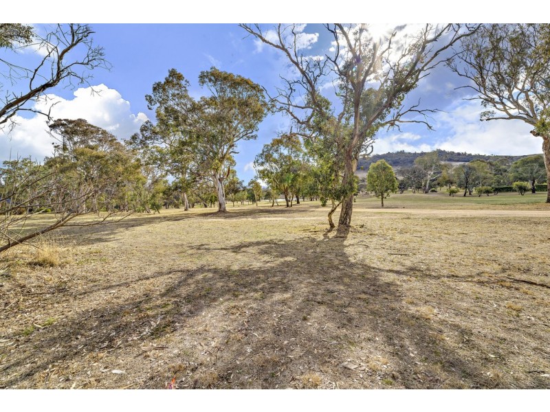 30/83 Crozier Circuit, Kambah ACT 2902