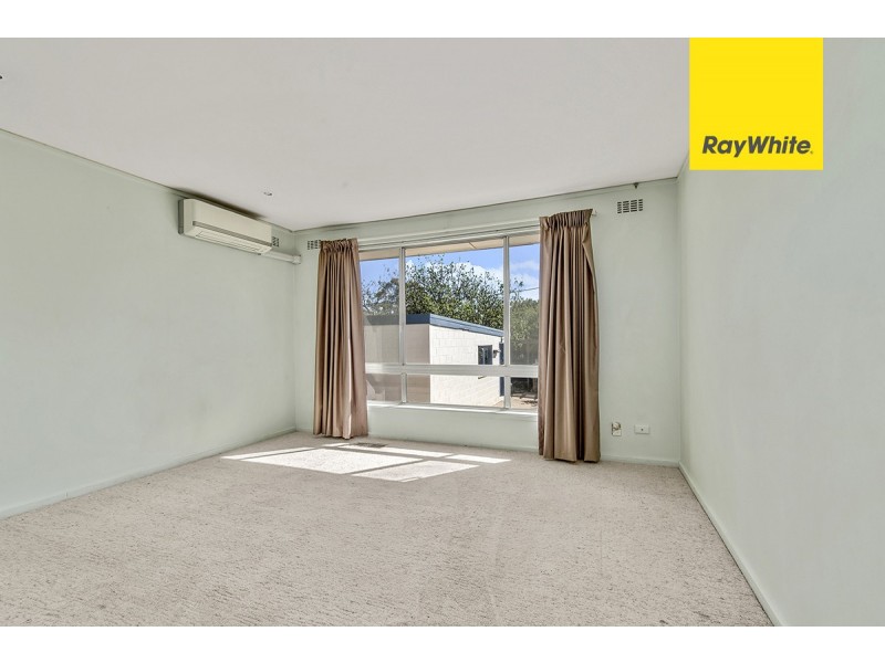 15 Templeton Street, Cook ACT 2614