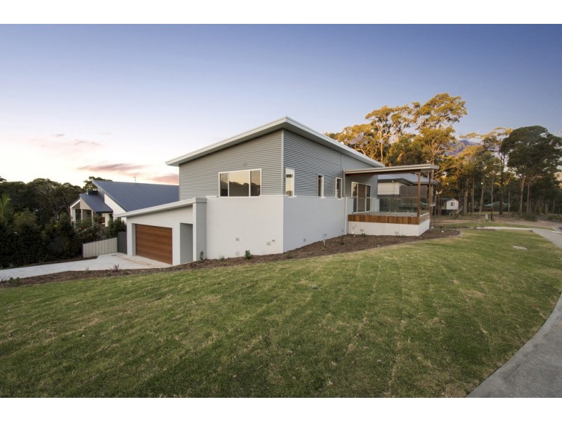 1/ 1 Wattlebird Way, Malua Bay NSW 2536