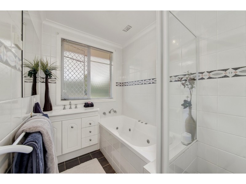 8 Halford Crescent, Page ACT 2614