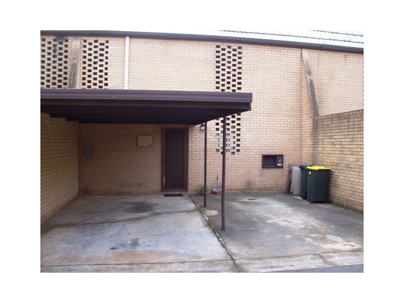 2/10 Jalanga Crescent, Aranda ACT 2614