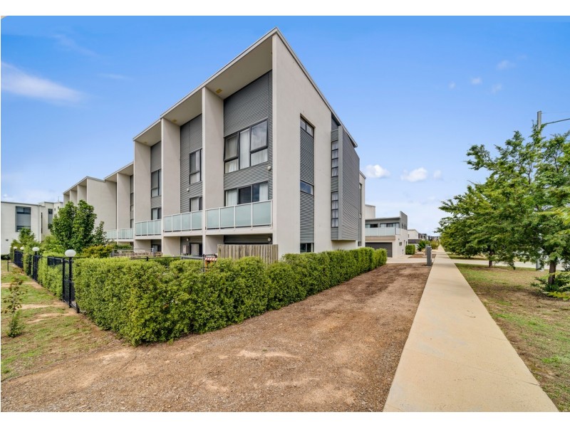 29/40 Henry Kendall Street, Franklin ACT 2913