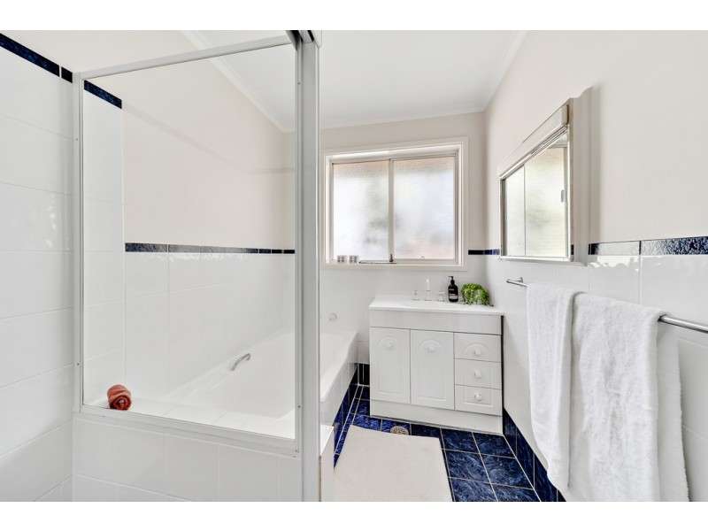 10 Alfred Hill Drive, Melba ACT 2615
