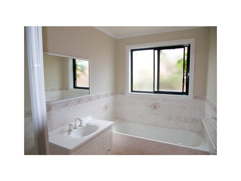 12 Lange Place, Bruce ACT 2617