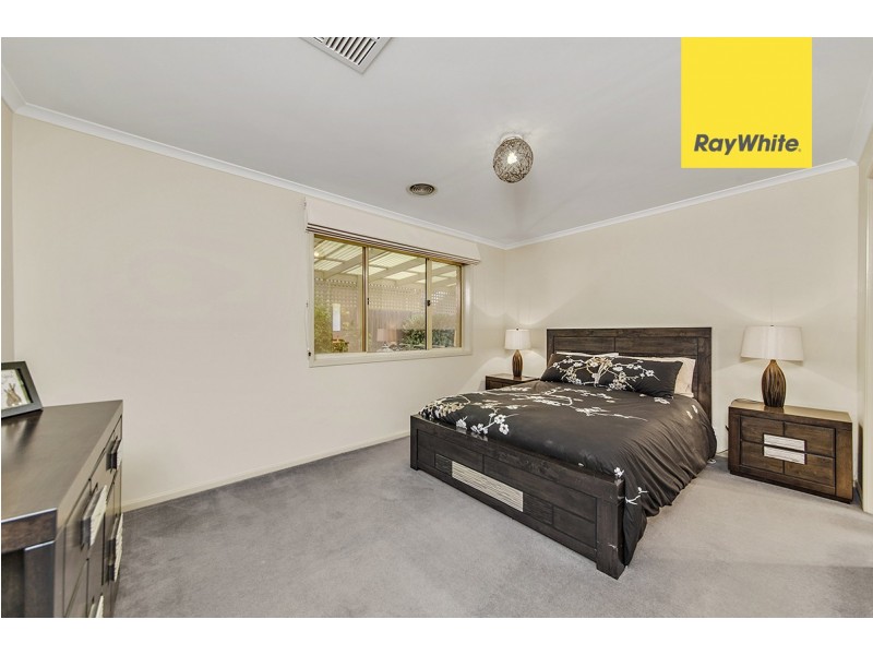 13 Heatherdale Street, Amaroo ACT 2914
