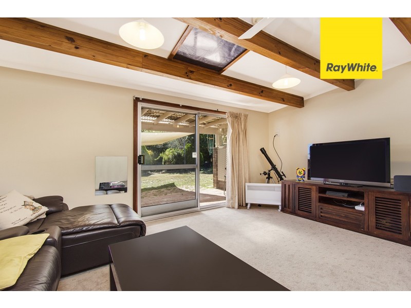 19 Longworth Place, Holt ACT 2615