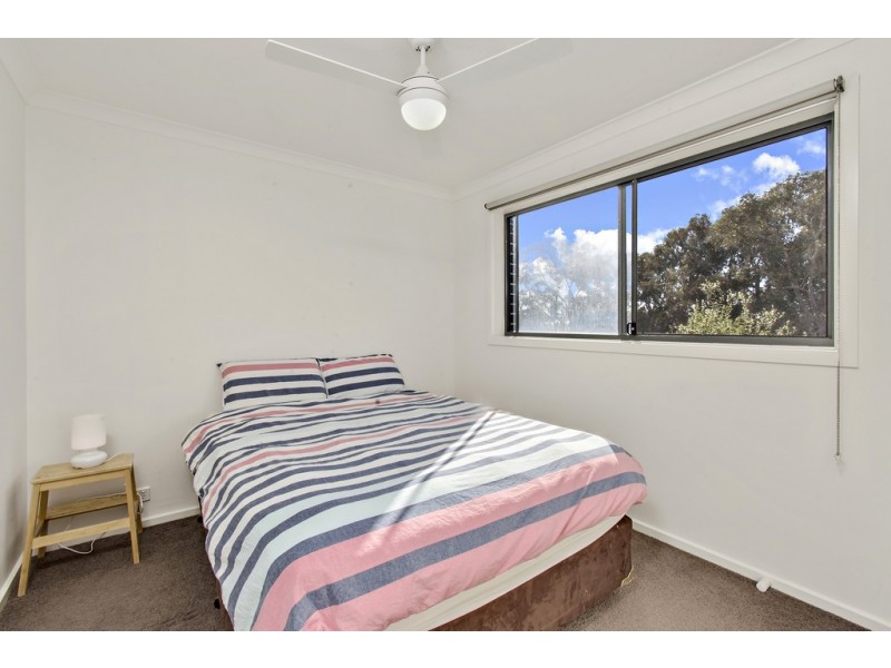 8/4 Annie Douglas St, Casey ACT 2913