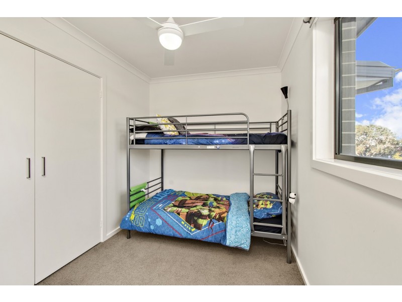 8/4 Annie Douglas St, Casey ACT 2913