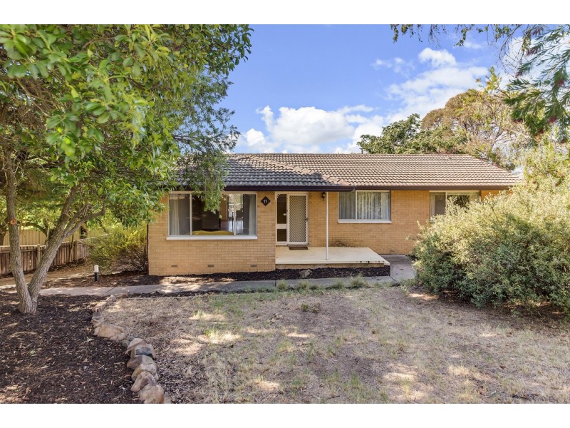 71 Denny Street, Latham ACT 2615