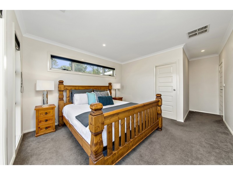 24 Hanley Street, Casey ACT 2913