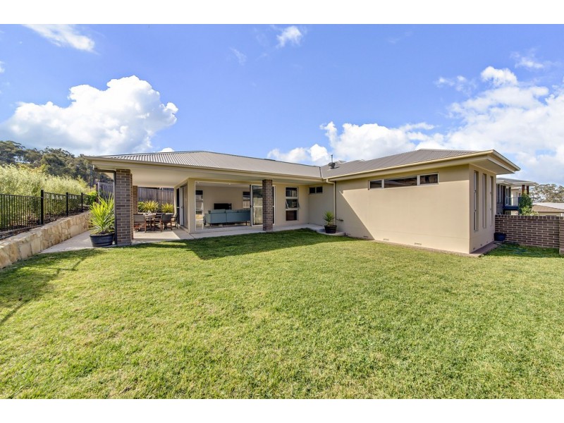 24 Hanley Street, Casey ACT 2913