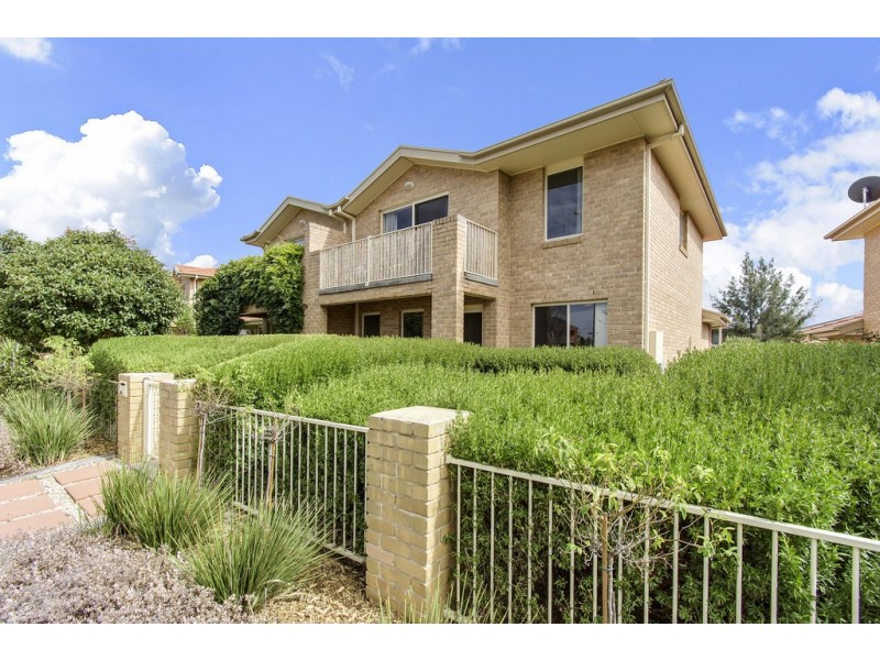 339 Anthony Rolfe Avenue, Gungahlin ACT 2912