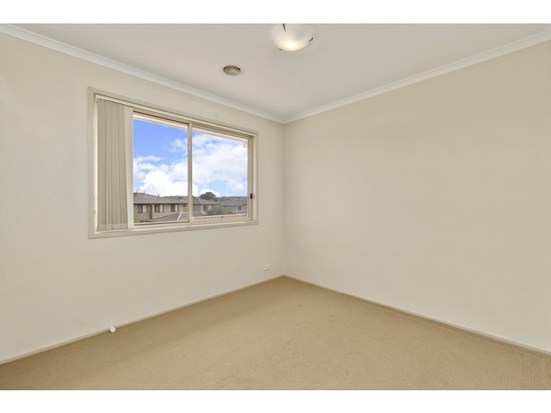 339 Anthony Rolfe Avenue, Gungahlin ACT 2912