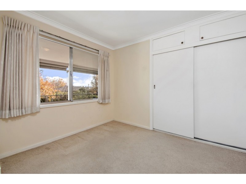 18 Millen Street, Hughes ACT 2605