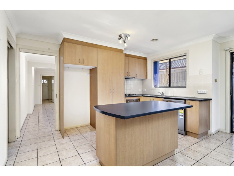 21 Tarrant Crescent, Dunlop ACT 2615