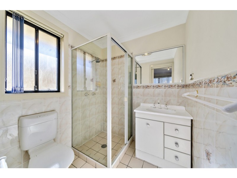 21 Tarrant Crescent, Dunlop ACT 2615