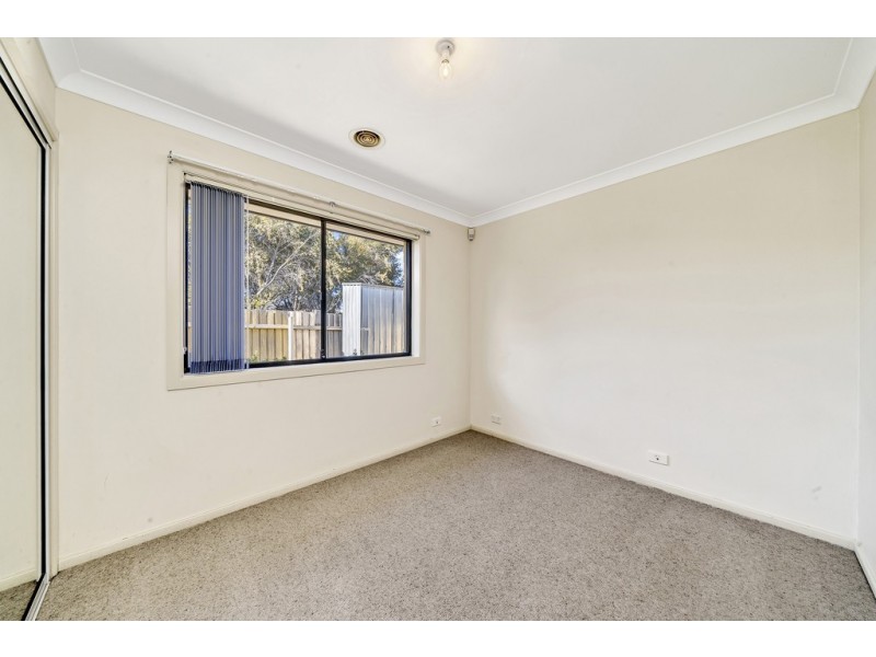 21 Tarrant Crescent, Dunlop ACT 2615