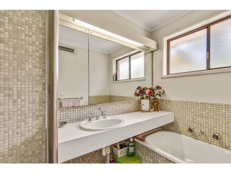 87 Shakespeare Crescent, Fraser ACT 2615