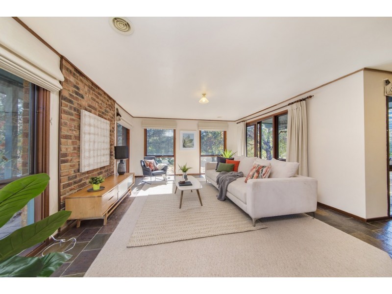 13 Capella Crescent, Giralang ACT 2617