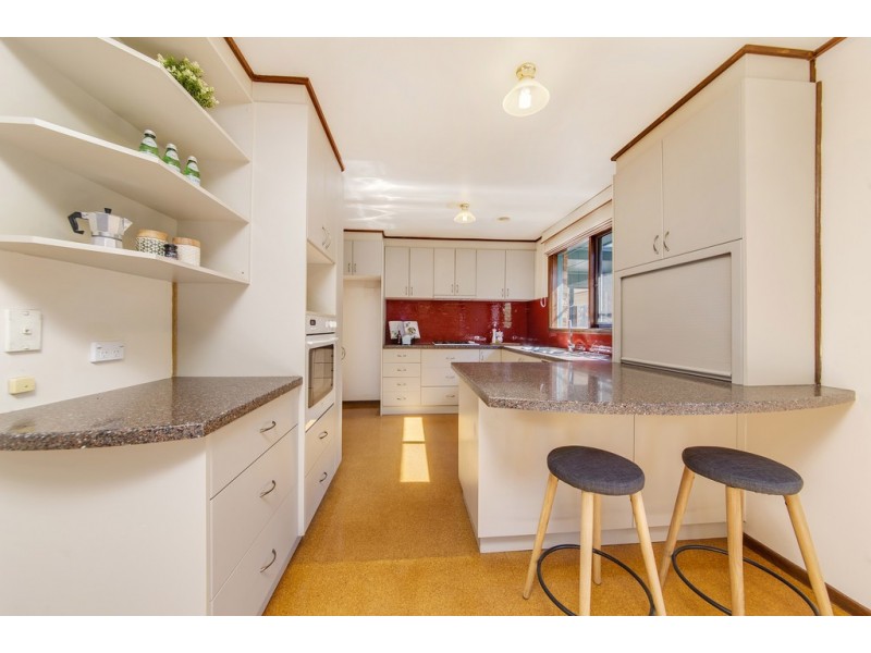 13 Capella Crescent, Giralang ACT 2617