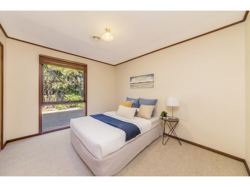 13 Capella Crescent, Giralang ACT 2617
