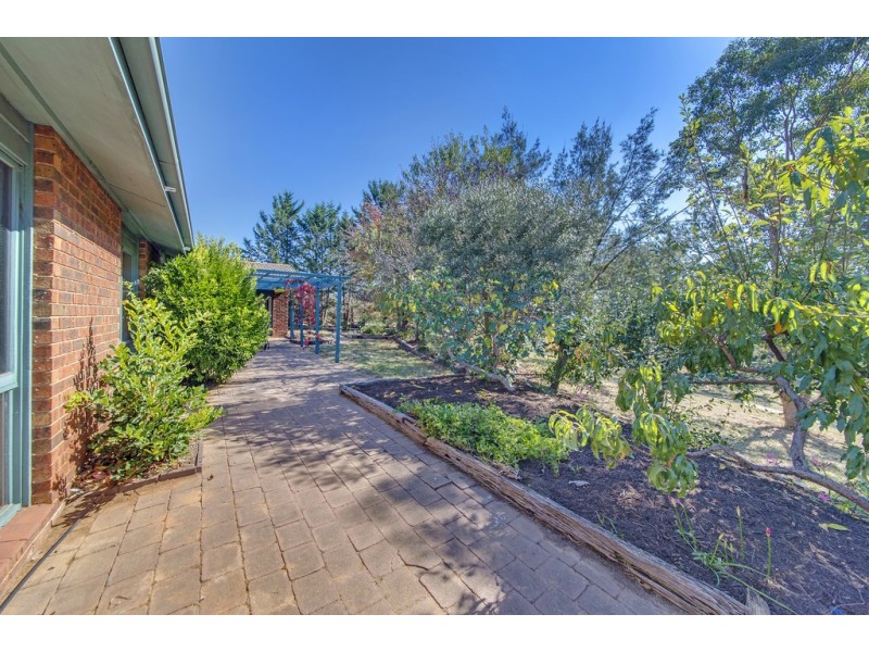 13 Capella Crescent, Giralang ACT 2617