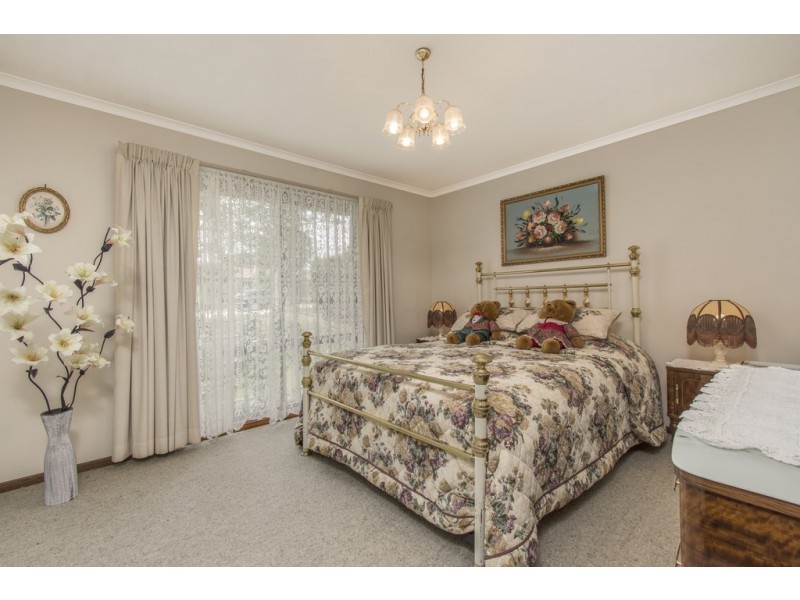18 Couchman Crescent, Chisholm ACT 2905