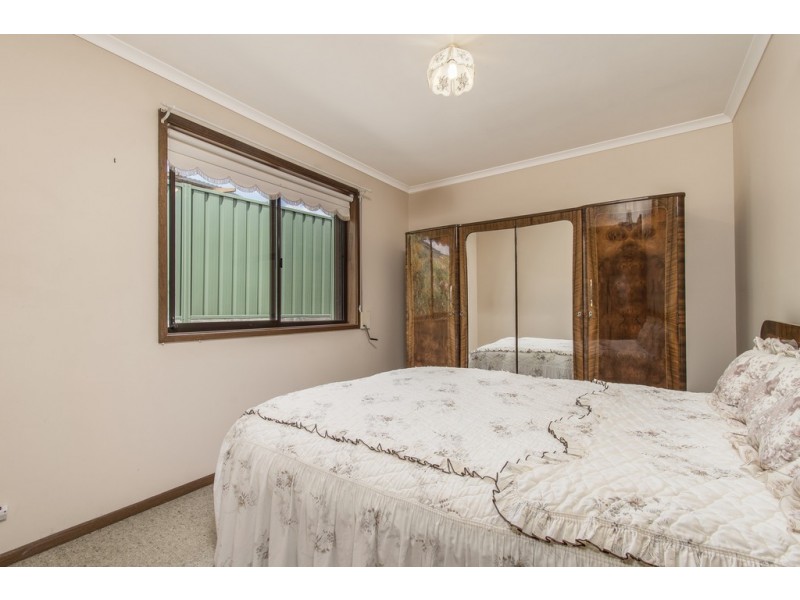 18 Couchman Crescent, Chisholm ACT 2905