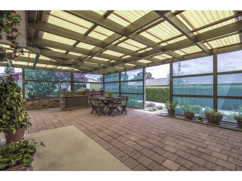 18 Couchman Crescent, Chisholm ACT 2905