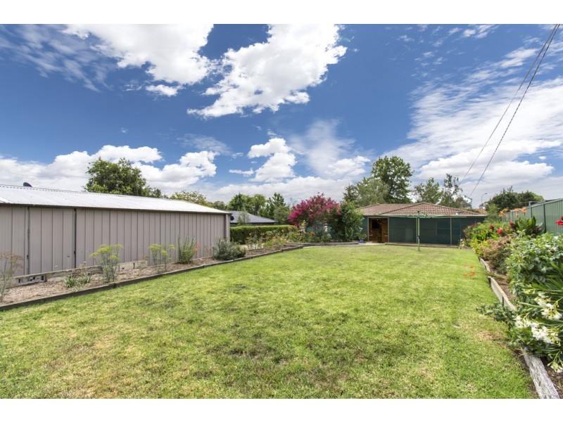 18 Couchman Crescent, Chisholm ACT 2905