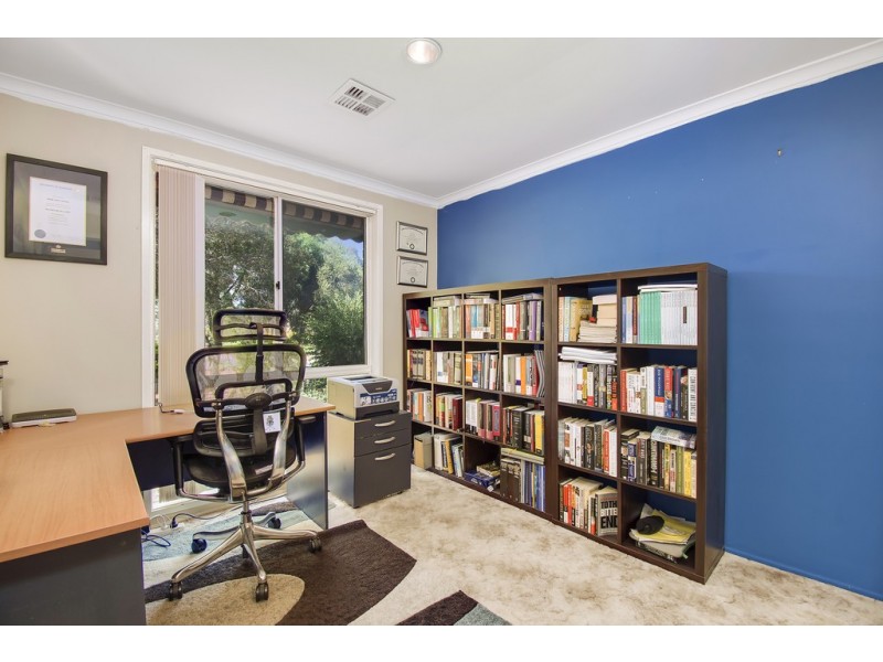 1 Twamley Crescent, Chisholm ACT 2905