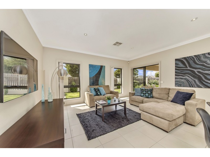 7 Daniels Street, Franklin ACT 2913