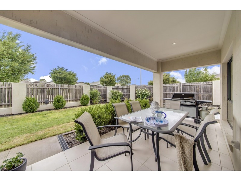 7 Daniels Street, Franklin ACT 2913