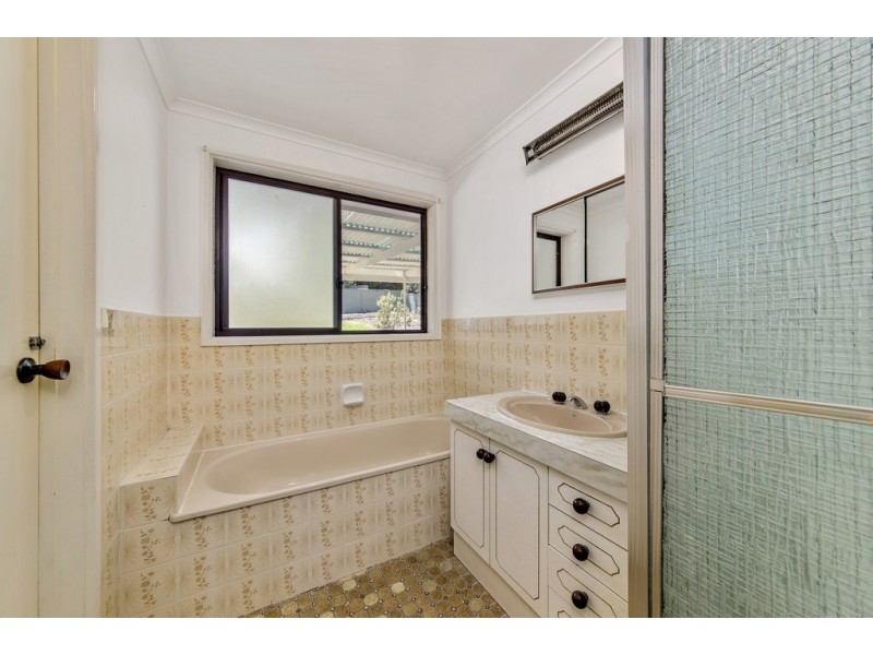 41 Summerland Circuit, Kambah ACT 2902