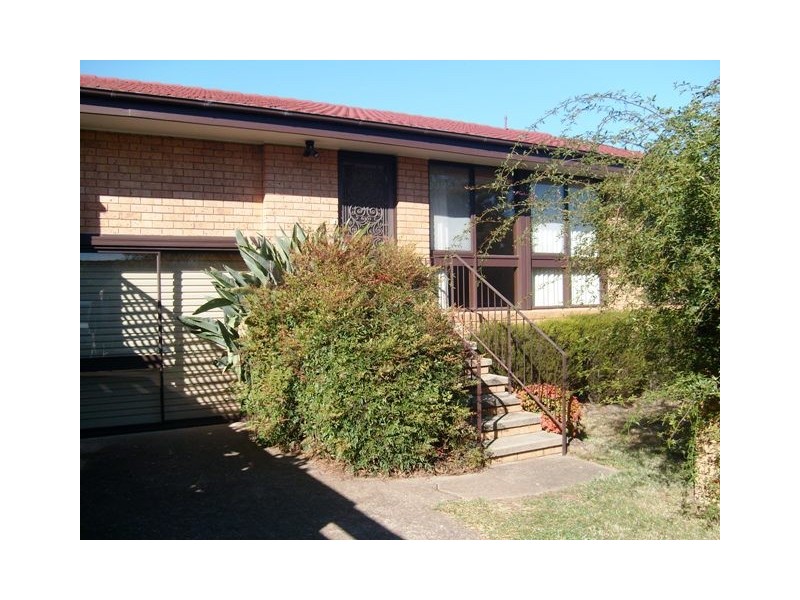 38 Epenarra Close, Hawker ACT 2614
