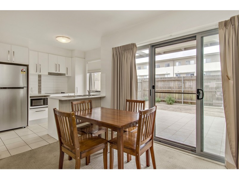 9/311 Flemington Road, Franklin ACT 2913