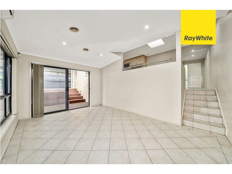 32 Pomeroy Street, Dunlop ACT 2615